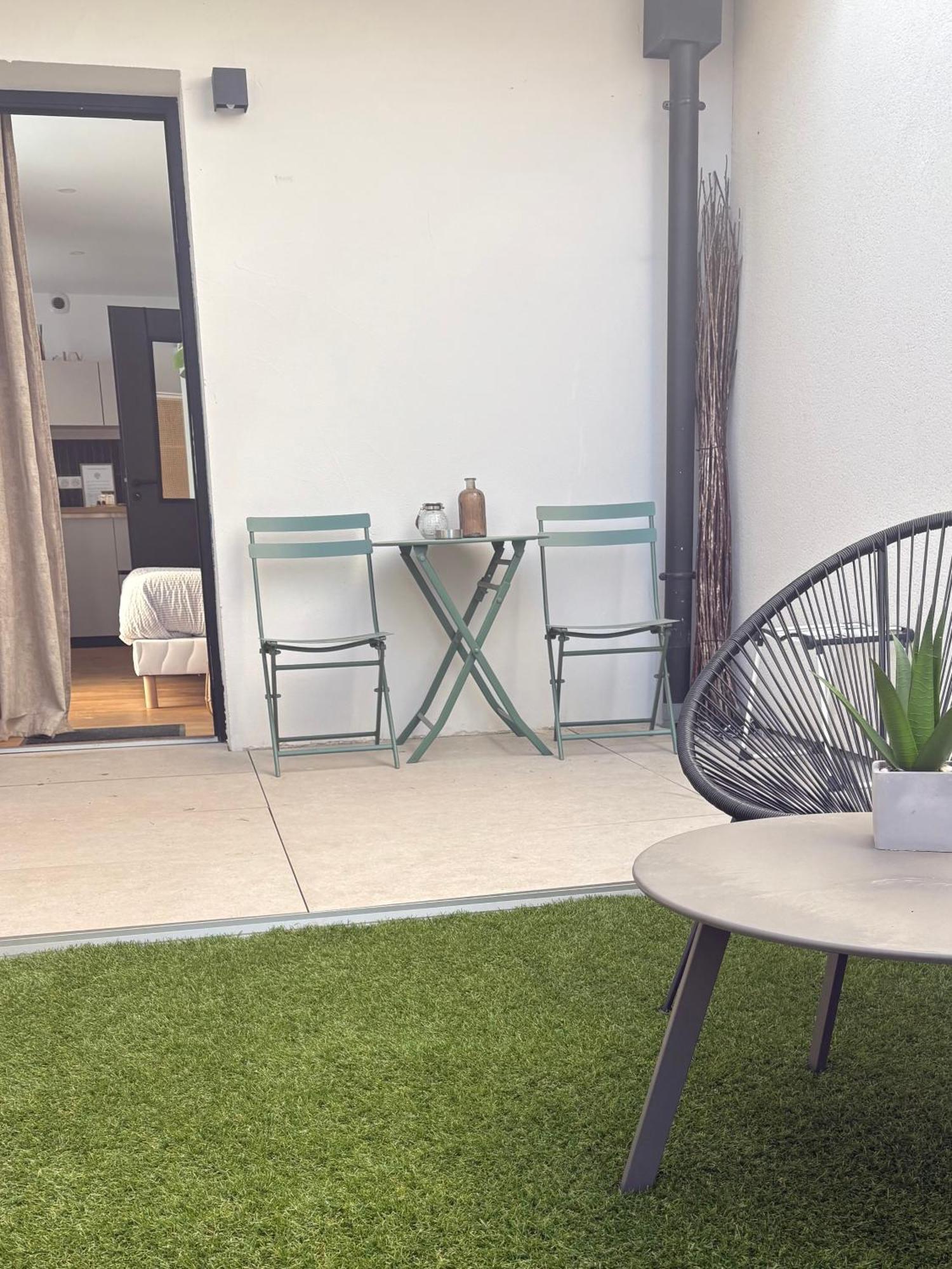 אמנוויל Studio Prestige Avec Terrasse Le Chene Dore Au Coeur Du Centre Touristique Cite Des Loisirs 200 M Du Galaxie,Face Au Snowworld Parking Gratuit Privatif מראה חיצוני תמונה